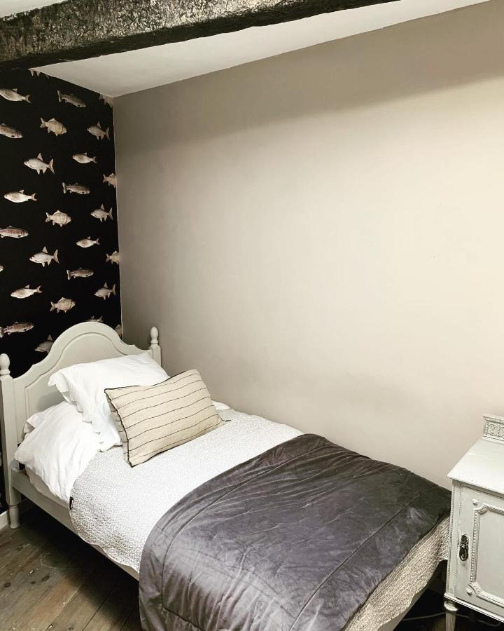 Suite Familiale- Deux Chambres Saint-Meme-les-Carrieres Exterior photo